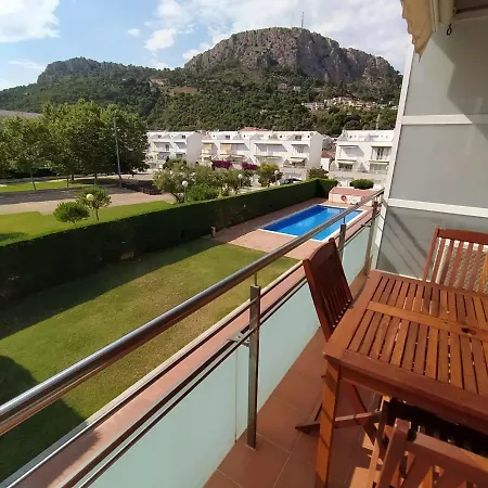 New! Con Piscina Y Balcon A 2 Minutos De La Playa. Wi-fi