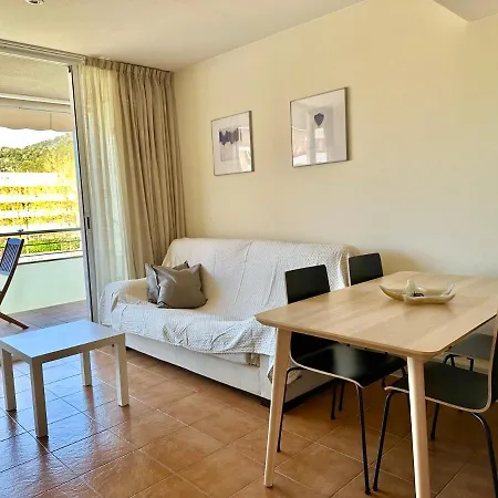 New! Con Piscina Y Balcon A 2 Minutos De La Playa. Wi-fi *