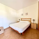 New! Con Piscina Y Balcon A 2 Minutos De La Playa. Wi-fi Апартаменты