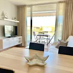 Апартаменты New! Con Piscina Y Balcon A 2 Minutos De La Playa. Wi-fi