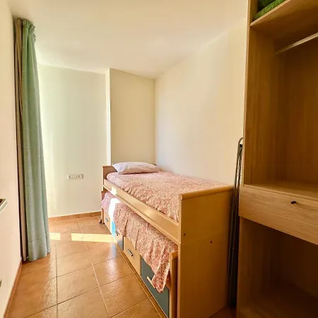 New! Con Piscina Y Balcon A 2 Minutos De La Playa. Wi-fi Appartement